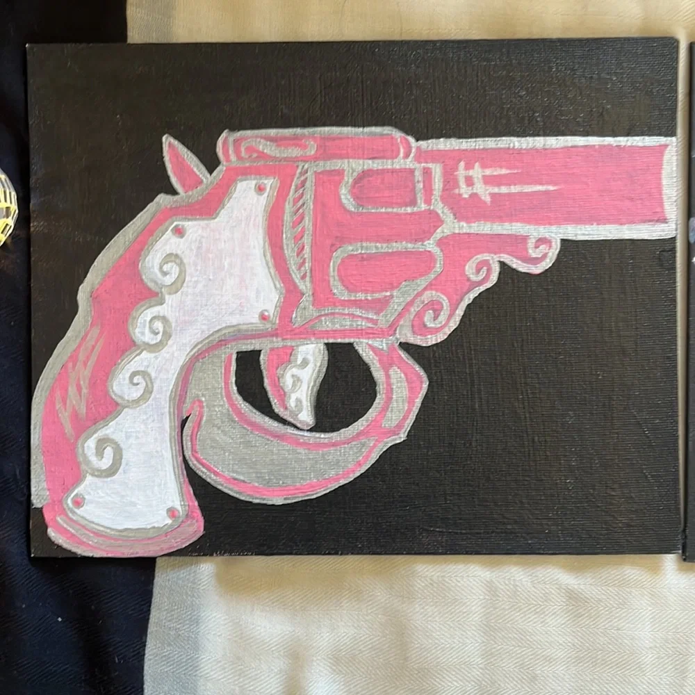 Two Piece Gun and Disco Ball Painting Set